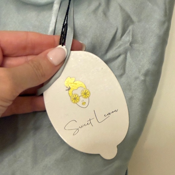 Elegant Blue Slip Dress - Picture 2 of 3